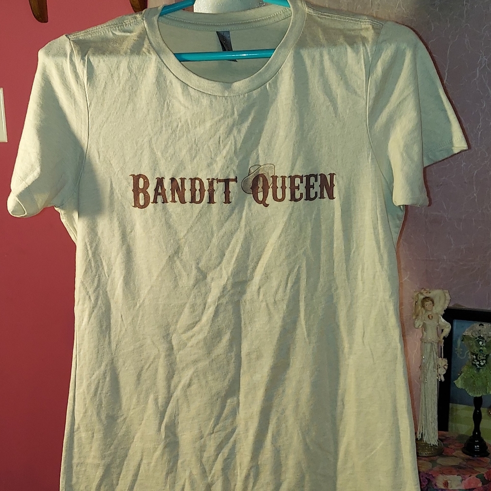 RARE Vintage Womans Bandit Queen T-Shirt size Large Yuma Arizona Old West